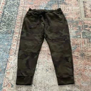American Eagle joggers
